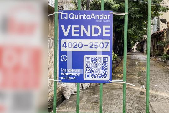 Plaquinha de casa à venda com 2 quartos, 60m² em Benfica, Rio de Janeiro