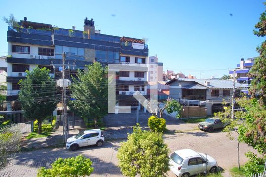 Varanda - Vista de casa à venda com 4 quartos, 313m² em Jardim Lindóia, Porto Alegre