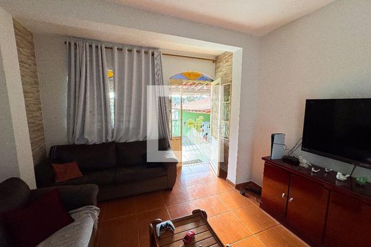 Sala de casa à venda com 3 quartos, 280m² em Darcy Vargas, Belo Horizonte