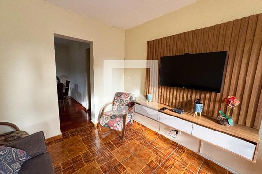 Casa à venda com 3 quartos, 280m² em Darcy Vargas, Belo Horizonte