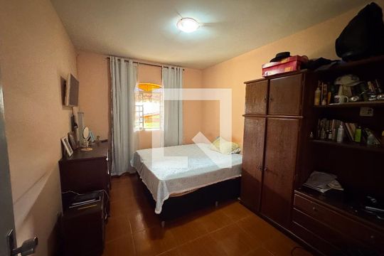 Quarto de casa à venda com 3 quartos, 280m² em Darcy Vargas, Belo Horizonte
