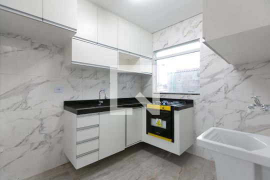 Cozinha e Área de Serviço de apartamento para alugar com 2 quartos, 40m² em Cidade Líder, São Paulo