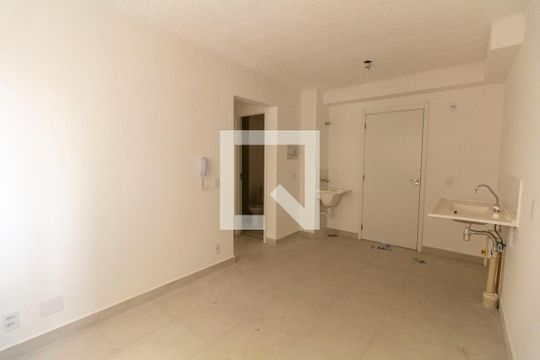 Sala de apartamento à venda com 2 quartos, 36m² em Vila Graciosa, São Paulo