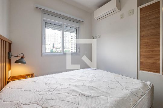 Studio de kitnet/studio à venda com 1 quarto, 30m² em Alto de Pinheiros, São Paulo