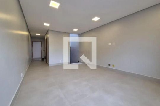 Casa à venda com 3 quartos, 177m² em Vila Formosa, São Paulo