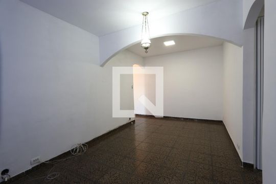 Sala de apartamento para alugar com 2 quartos, 60m² em Jardim Três Marias, São Paulo