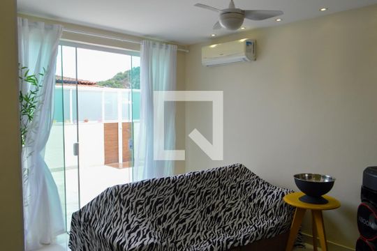 Sala 2 de apartamento à venda com 2 quartos, 140m² em Freguesia (jacarepaguá), Rio de Janeiro