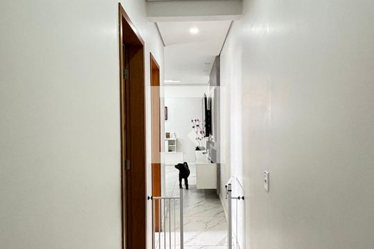 Corredor de apartamento à venda com 2 quartos, 263m² em Parque Capuava, Santo André