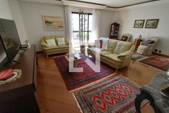 Apartamento para alugar com 4 quartos, 230m² em Santana, São Paulo
