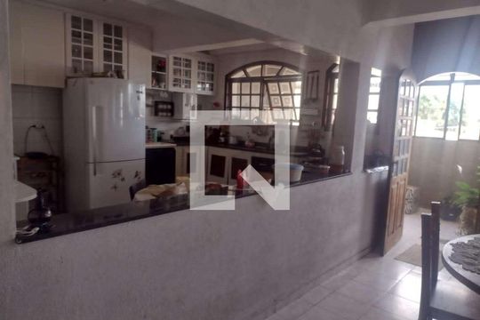 Casa à venda com 3 quartos, 320m² em Sítio do Mandaqui, São Paulo