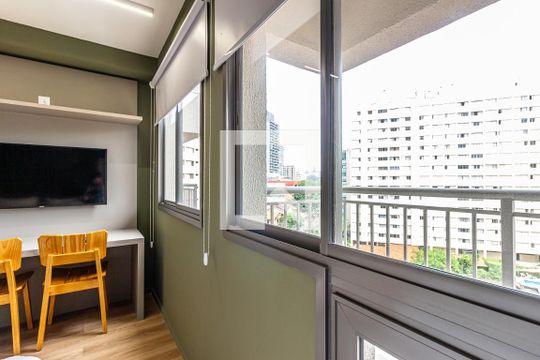 Studio de kitnet/studio para alugar com 1 quarto, 24m² em Santo Amaro, São Paulo