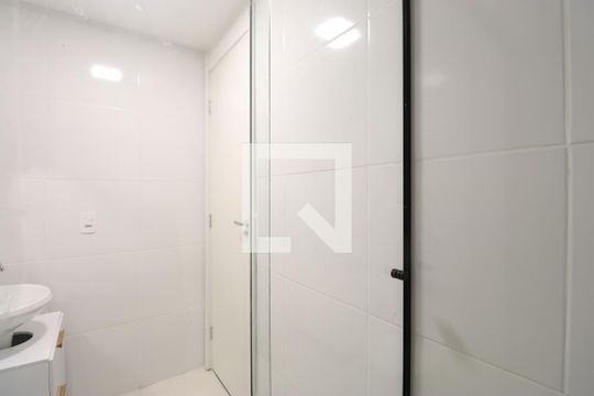Banheiro de apartamento para alugar com 1 quarto, 30m² em Água Branca, São Paulo