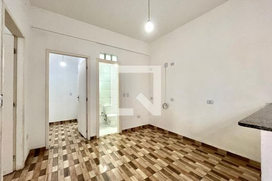 Sala de casa para alugar com 2 quartos, 50m² em Jardim Prudência, São Paulo