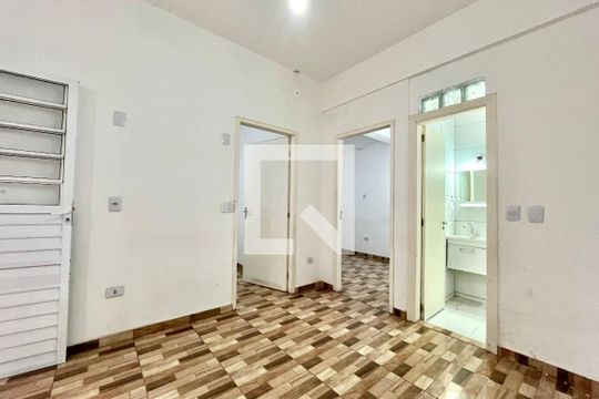 Sala de casa para alugar com 2 quartos, 50m² em Jardim Prudência, São Paulo