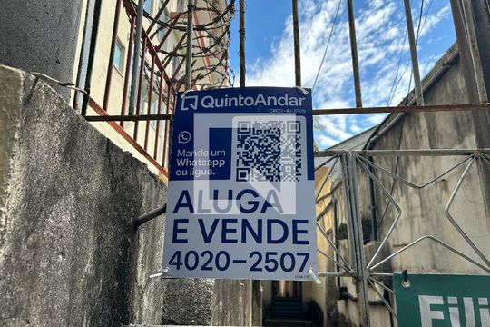 Placa de casa à venda com 3 quartos, 140m² em Encantado, Rio de Janeiro