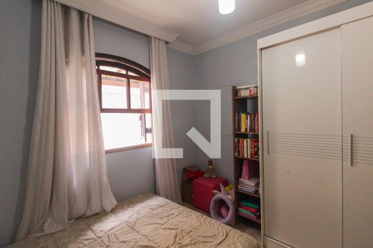 Quarto 3 de casa à venda com 4 quartos, 240m² em Sítio da Figueira, São Paulo