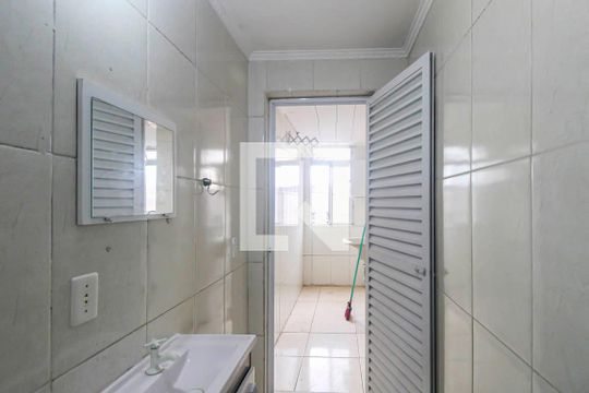 Banheiro de apartamento à venda com 2 quartos, 48m² em Vila Sapopemba, São Paulo