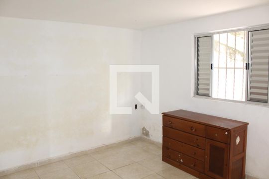 Quarto 01 de casa para alugar com 1 quarto, 39m² em Granja Carolina, Cotia