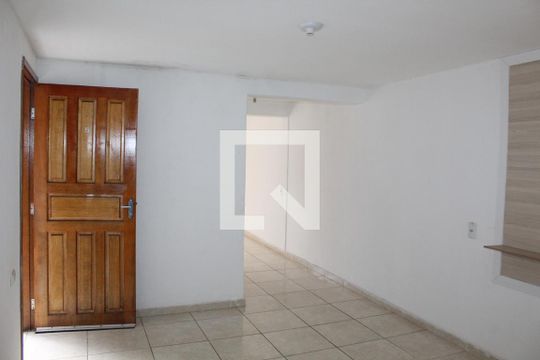 Sala de casa para alugar com 1 quarto, 39m² em Granja Carolina, Cotia