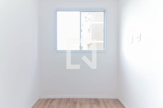 Quarto 2 de apartamento para alugar com 2 quartos, 34m² em Vila Gomes, São Paulo