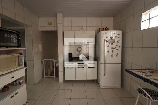 Cozinha de casa à venda com 3 quartos, 480m² em Vila Granada, São Paulo