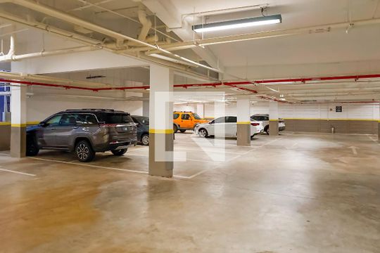 Garagem de kitnet/studio para alugar com 1 quarto, 25m² em Vila Mariana, São Paulo