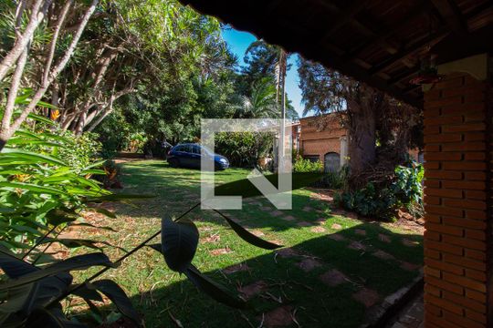 Área Externa de casa à venda com 2 quartos, 100m² em Fazenda Santa Cândida, Campinas