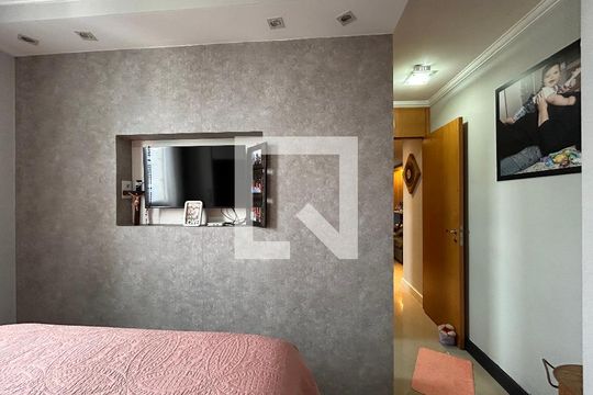 Suíte  de apartamento à venda com 2 quartos, 65m² em Nossa Senhora do O, São Paulo