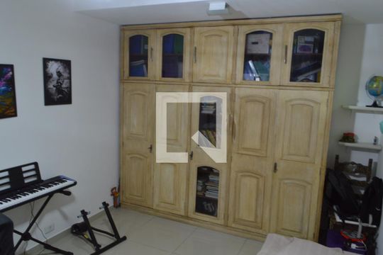 Quarto 1 de casa de condomínio à venda com 3 quartos, 600m² em Taquara, Rio de Janeiro