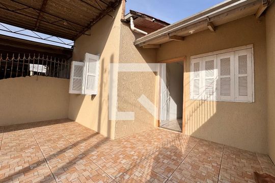 Área comum de casa para alugar com 2 quartos, 60m² em Santos Dumont, São Leopoldo
