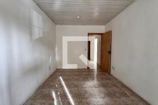 Quarto 1 de casa para alugar com 2 quartos, 60m² em Santos Dumont, São Leopoldo