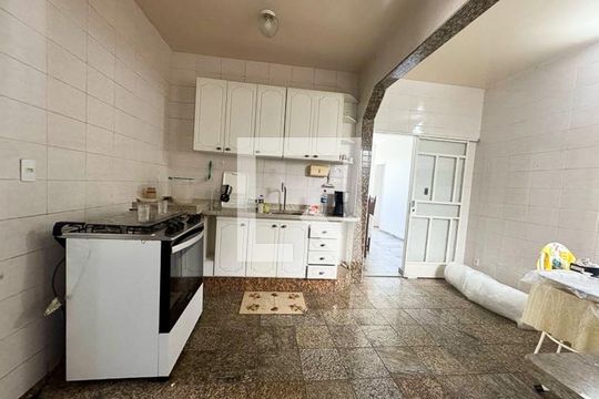 Cozinha de casa à venda com 5 quartos, 360m² em Serrano, Belo Horizonte