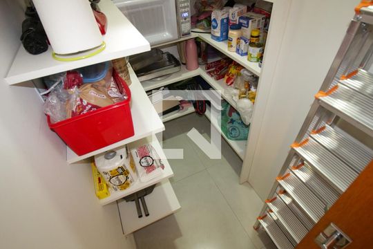 Despensa de casa à venda com 3 quartos, 250m² em Vila Prudente, São Paulo