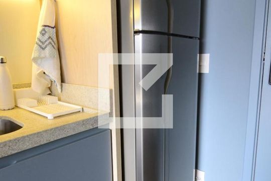 Cozinha de kitnet/studio para alugar com 1 quarto, 25m² em Vila Mariana, São Paulo