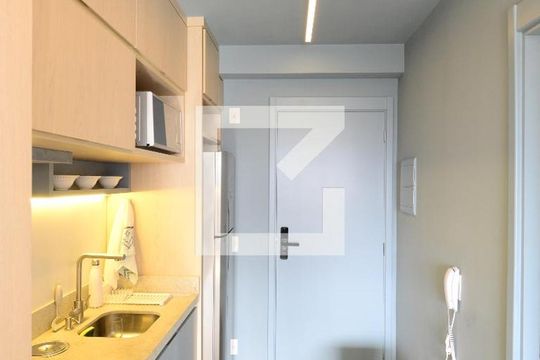 Cozinha de kitnet/studio para alugar com 1 quarto, 25m² em Vila Mariana, São Paulo