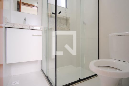 Banheiro de apartamento à venda com 2 quartos, 40m² em Chácara Santo Antônio (zona Leste), São Paulo