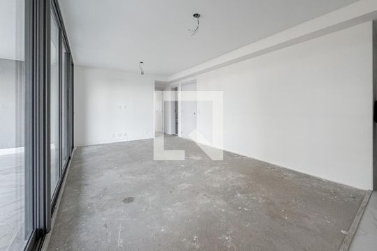Sala de apartamento à venda com 3 quartos, 123m² em Jardim Aurelia, São Paulo