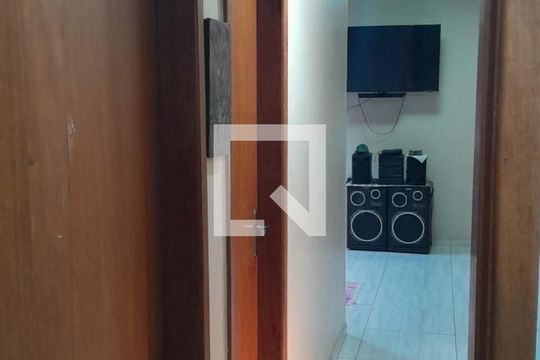 Corredor de apartamento à venda com 2 quartos, 60m² em Barreto, Niterói