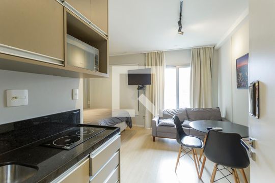 Kitnet/Studio para alugar com 1 quarto, 27m² em Vila Nova Conceição, São Paulo
