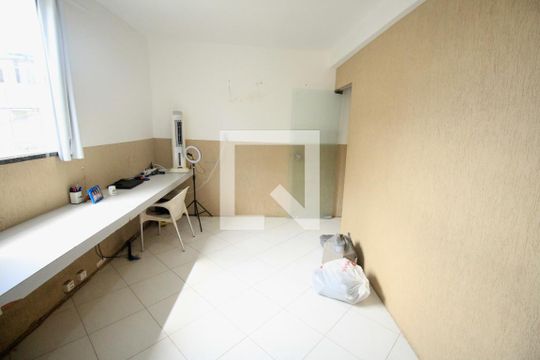 Sala de casa para alugar com 3 quartos, 140m² em Boca do Rio, Salvador