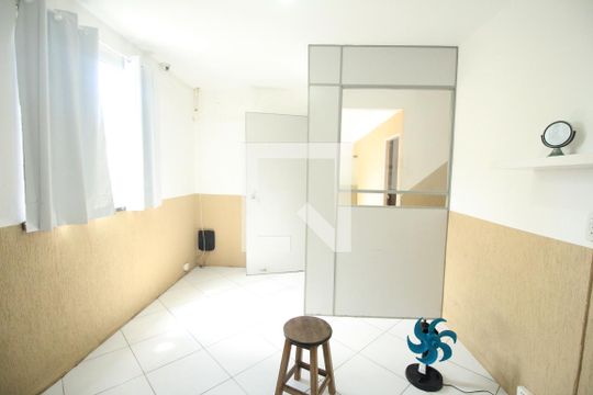 Quarto 1 de casa para alugar com 3 quartos, 140m² em Boca do Rio, Salvador