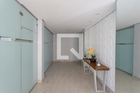 Hall social de apartamento para alugar com 2 quartos, 66m² em Centro, Diadema
