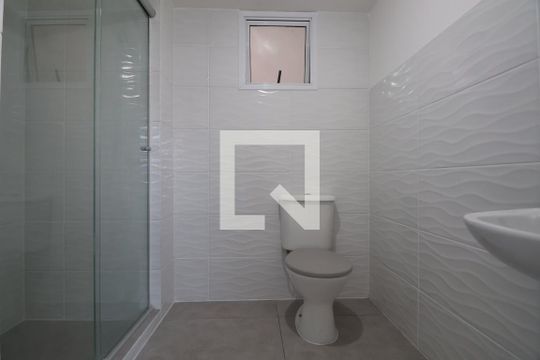 Banheiro de apartamento para alugar com 2 quartos, 47m² em Mato Grande, Canoas