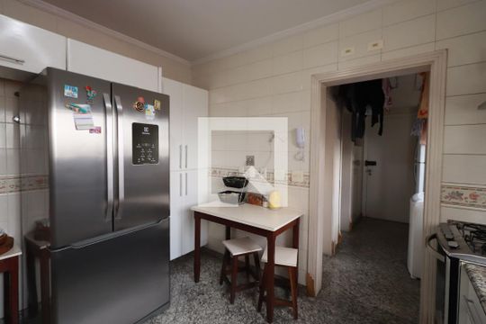 Cozinha de apartamento à venda com 3 quartos, 205m² em Tatuapé, São Paulo