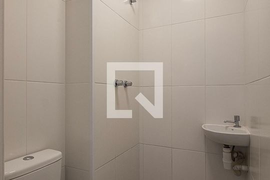 Área de Serviço - Banheiro de apartamento à venda com 3 quartos, 226m² em Jardim Paulista, São Paulo