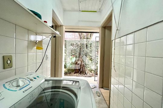 Área de Serviço de casa à venda com 4 quartos, 200m² em Vila Mascote, São Paulo