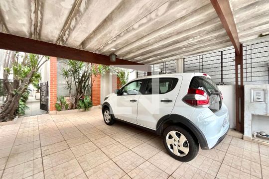 Garagem de casa à venda com 4 quartos, 200m² em Vila Mascote, São Paulo