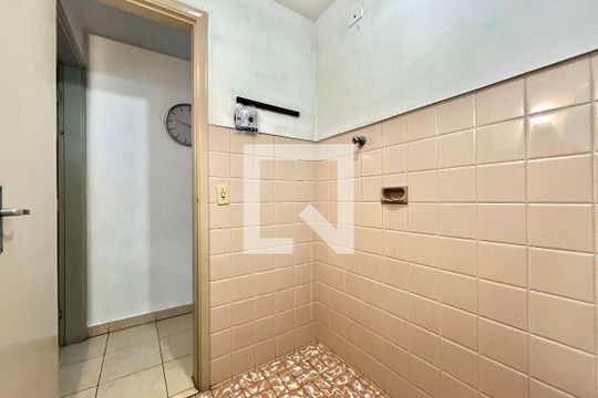 Banheiro 1 de casa à venda com 4 quartos, 200m² em Vila Mascote, São Paulo