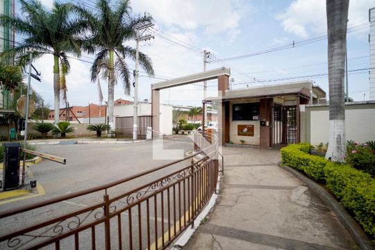 Fachada de apartamento para alugar com 2 quartos, 48m² em Jardim Novo Mundo, Sorocaba