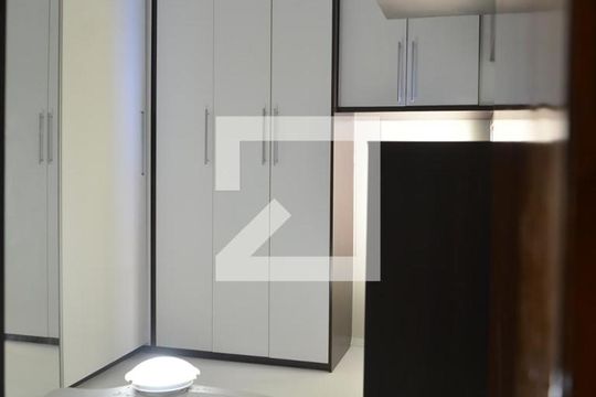 Quarto 2 de casa para alugar com 3 quartos, 168m² em Parque das Nações, Santo André